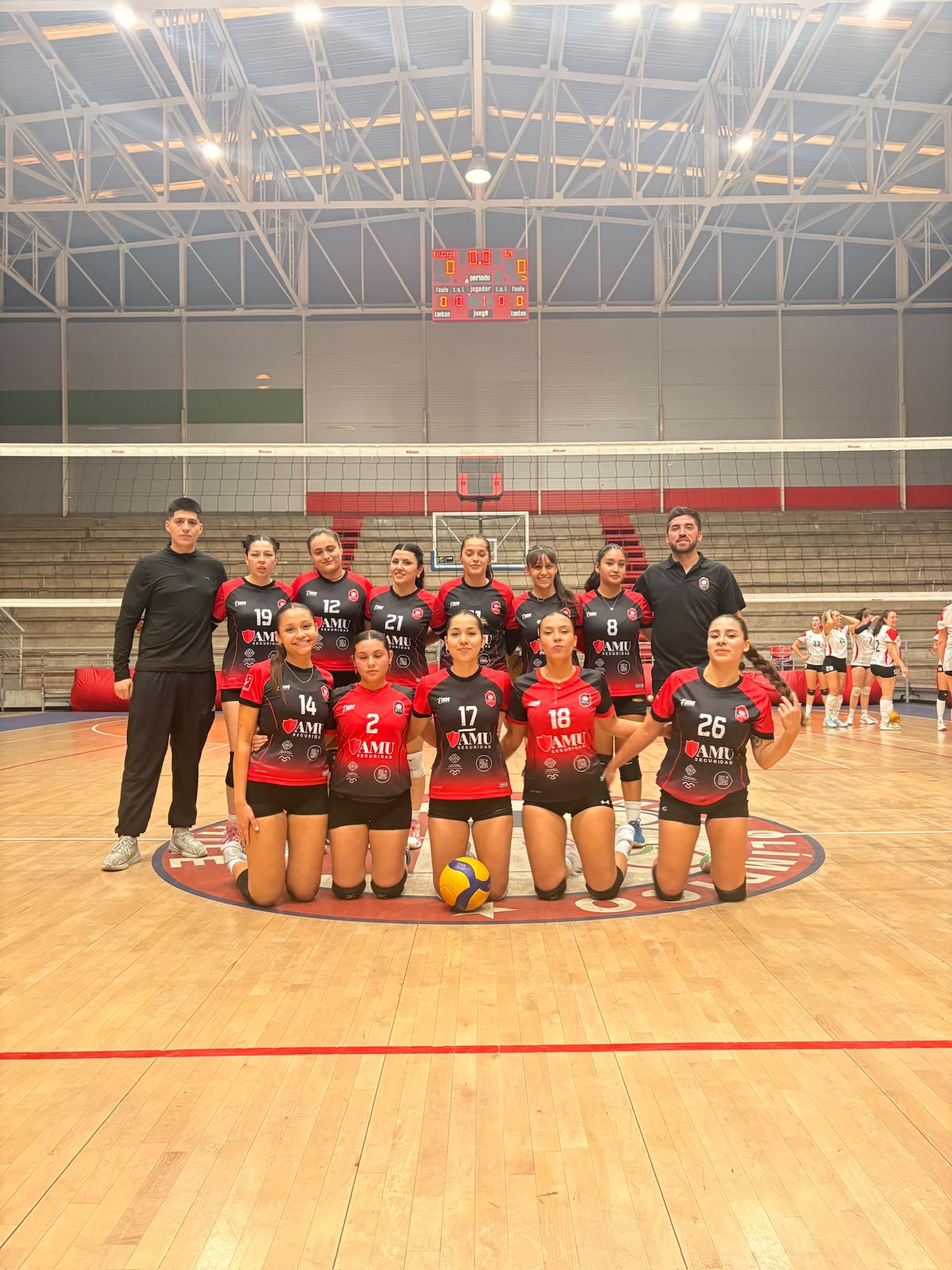 Entrenamiento del plantel Ryu Voleibol Club